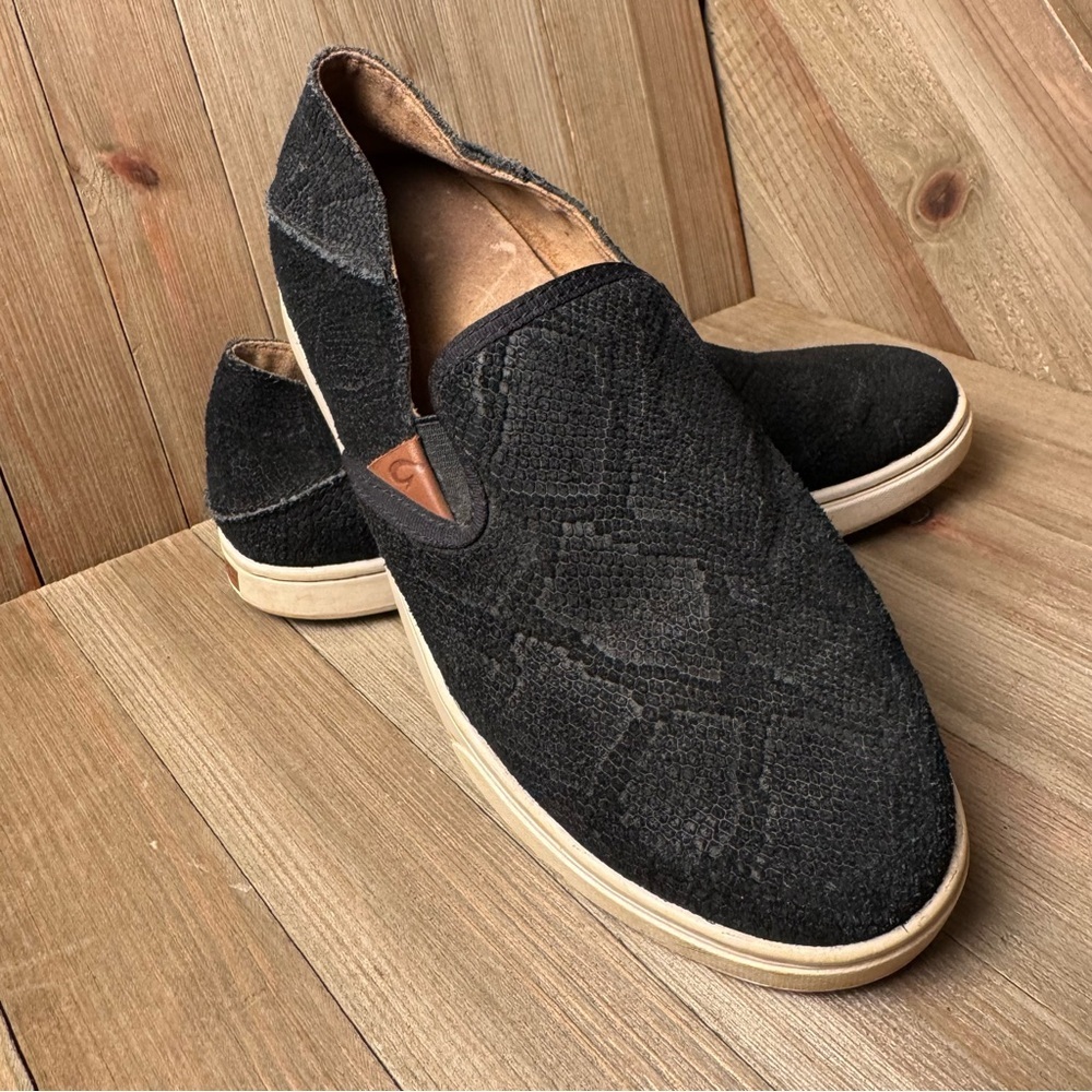 OluKai Womens 6.5 Black Snake Embossed Suede Leather Slip‎ On Loafers Shoes